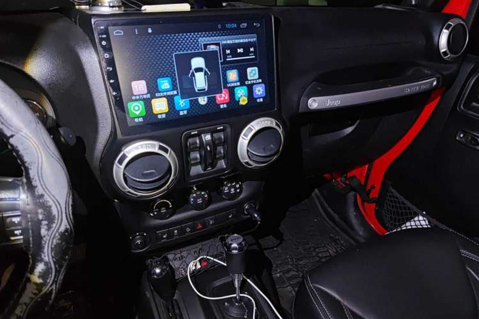 Used Jeep Wrangler 2017 3.0L Sahara Four-Door Comfort Edition Audio And AC Panel