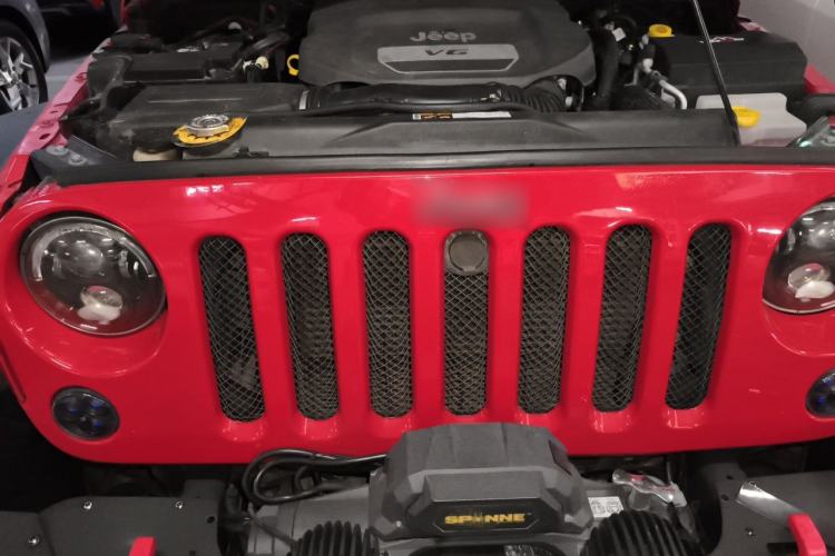Used Jeep Wrangler 2017 3.6L Rubicon Four-Door Comfort Edition Engine Bay