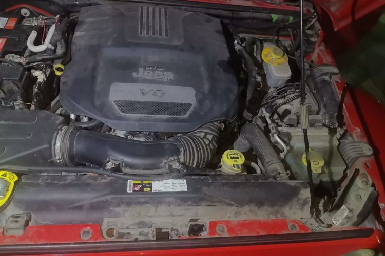 Used Jeep Wrangler 2017 3.0L Sahara Four-Door Comfort Edition Engine Bay Left