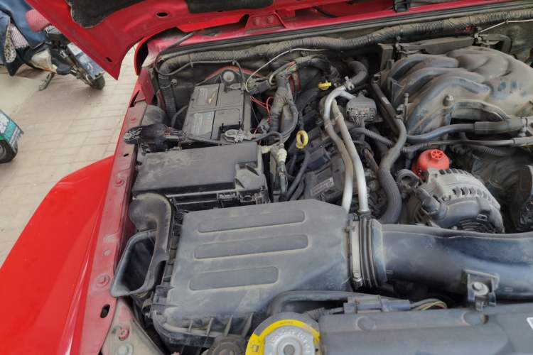 Used Jeep Wrangler 2017 3.0L Sahara Four-Door Comfort Edition Engine Bay Right