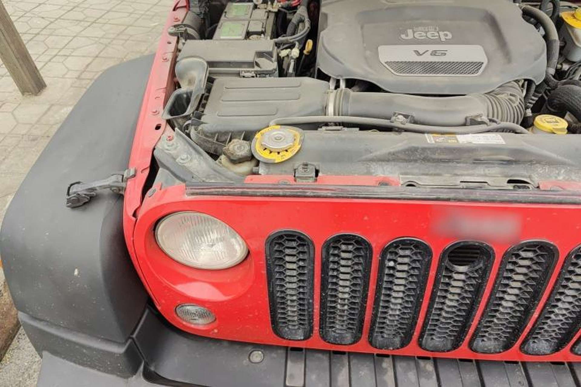 Used Jeep Wrangler 2017 3.6L Rubicon Four-Door Comfort Edition Engine Bay Right