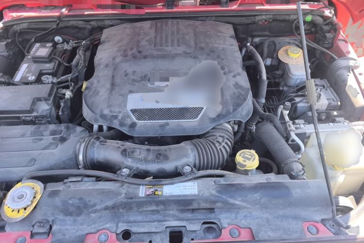 Used Jeep Wrangler 2017 3.6L Rubicon Two-Door Comfort Edition Engine Bay