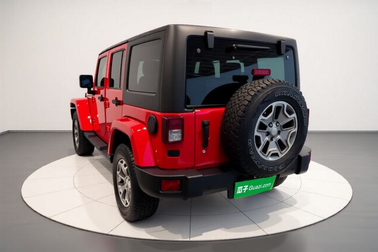 Used Jeep Wrangler 2017 3.0L Sahara Four-Door Comfort Edition Exterior 3
