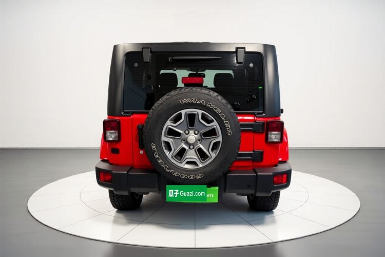 Used Jeep Wrangler 2017 3.0L Sahara Four-Door Comfort Edition Exterior 4