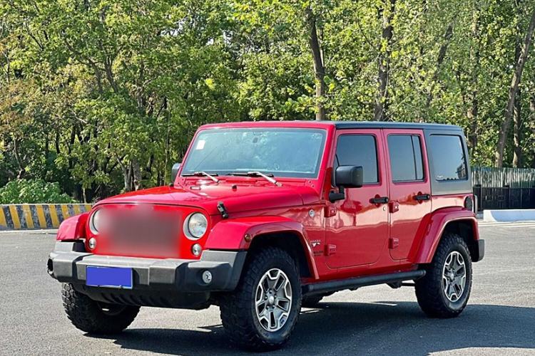 Used Jeep Wrangler 2017 3.0L Sahara Four-Door Comfort Edition Exterior 5