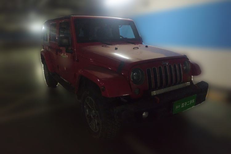 Used Jeep Wrangler 2017 3.0L Sahara Four-Door Comfort Edition Front Right 45 Deg