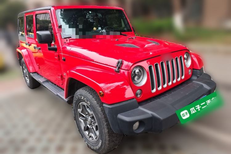 Used Jeep Wrangler 2017 3.0L Sahara Four-Door Comfort Edition Front Right 45 Deg