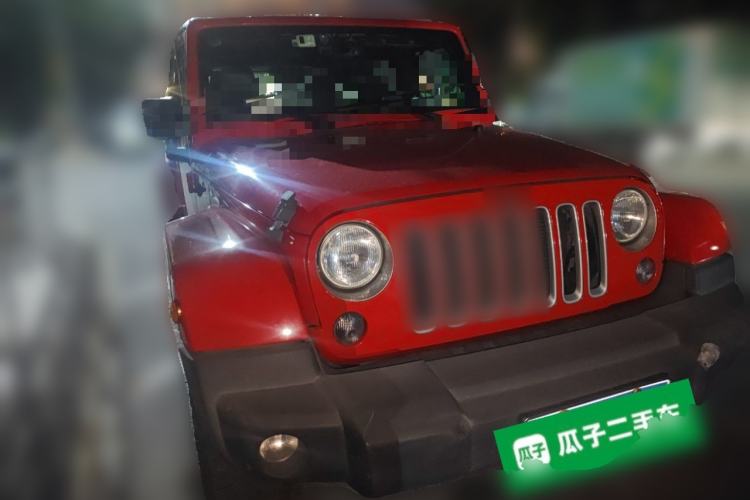 Used Jeep Wrangler 2017 3.0L Sahara Four-Door Comfort Edition Front Right 45 Deg