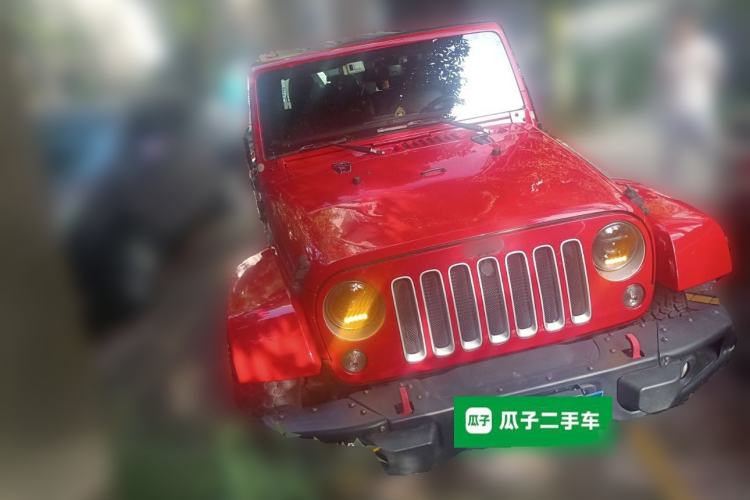Used Jeep Wrangler 2017 3.0L Sahara Four-Door Comfort Edition Front Right 45 Deg