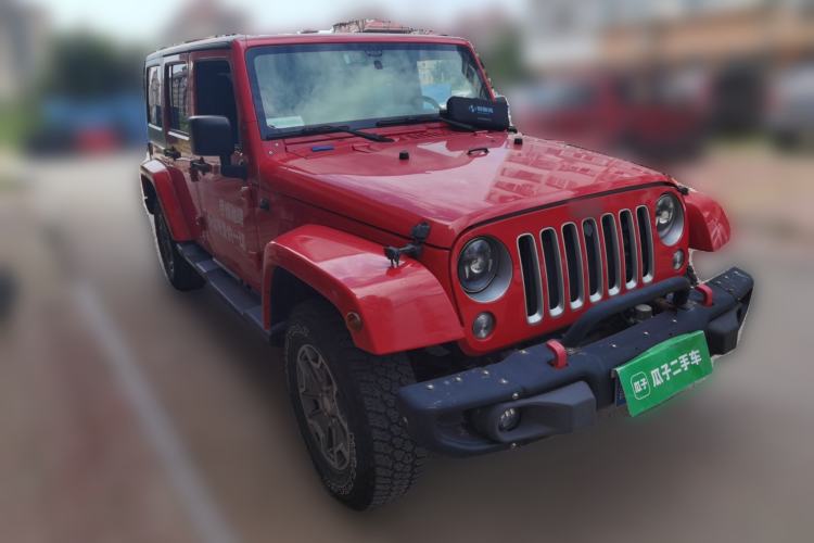 Used Jeep Wrangler 2017 3.0L Sahara Four-Door Comfort Edition Front Right 45 Deg