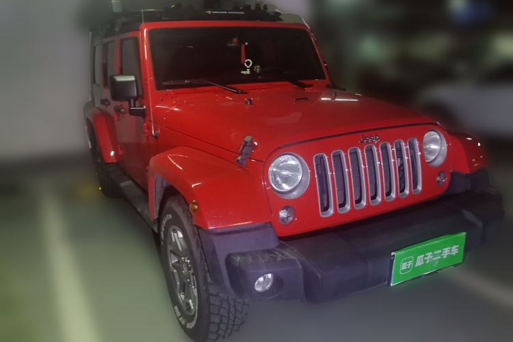 Used Jeep Wrangler 2017 3.0L Sahara Four-Door Comfort Edition Front Right 45 Deg