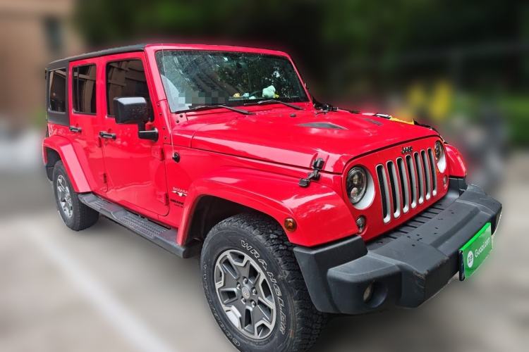 Used Jeep Wrangler 2017 3.0L Sahara Four-Door Comfort Edition Front Right 45 Deg