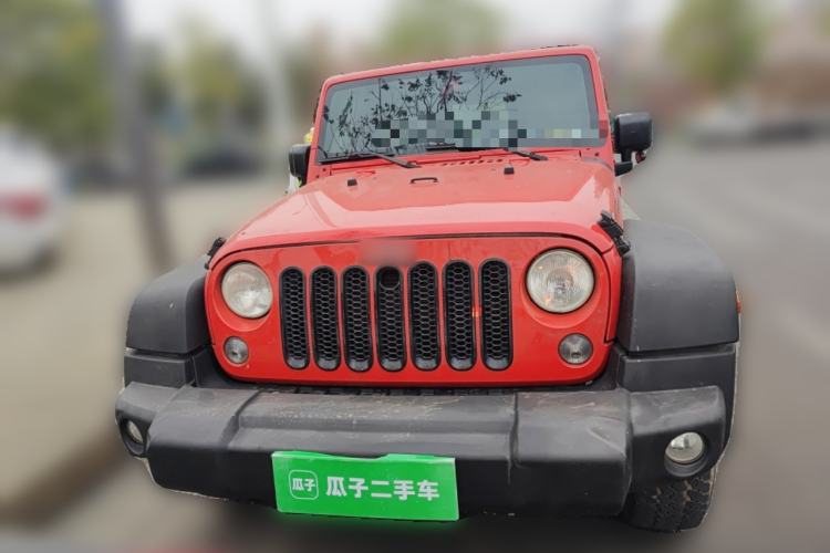 Used Jeep Wrangler 2017 3.6L Rubicon Four-Door Comfort Edition Front
