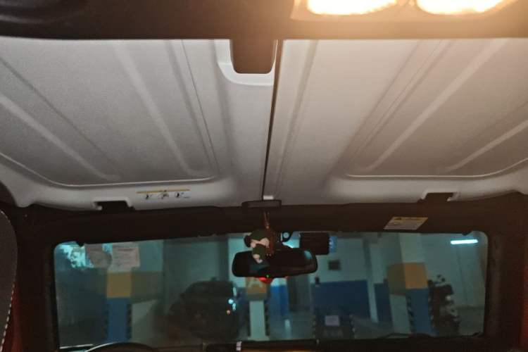 Used Jeep Wrangler 2017 3.6L Rubicon Four-Door Comfort Edition Headliner