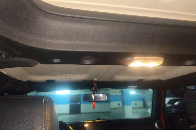 Used Jeep Wrangler 2017 3.0L Sahara Four-Door Comfort Edition Headliner