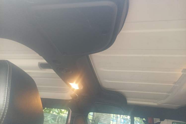 Used Jeep Wrangler 2017 3.0L Sahara Four-Door Comfort Edition Headliner