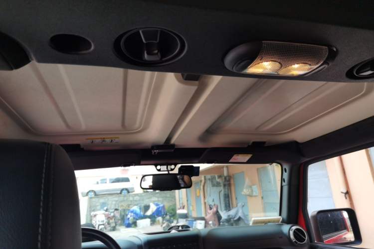 Used Jeep Wrangler 2017 3.0L Sahara Four-Door Comfort Edition Headliner