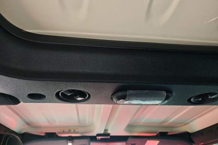 Used Jeep Wrangler 2017 3.0L Sahara Four-Door Comfort Edition Headliner