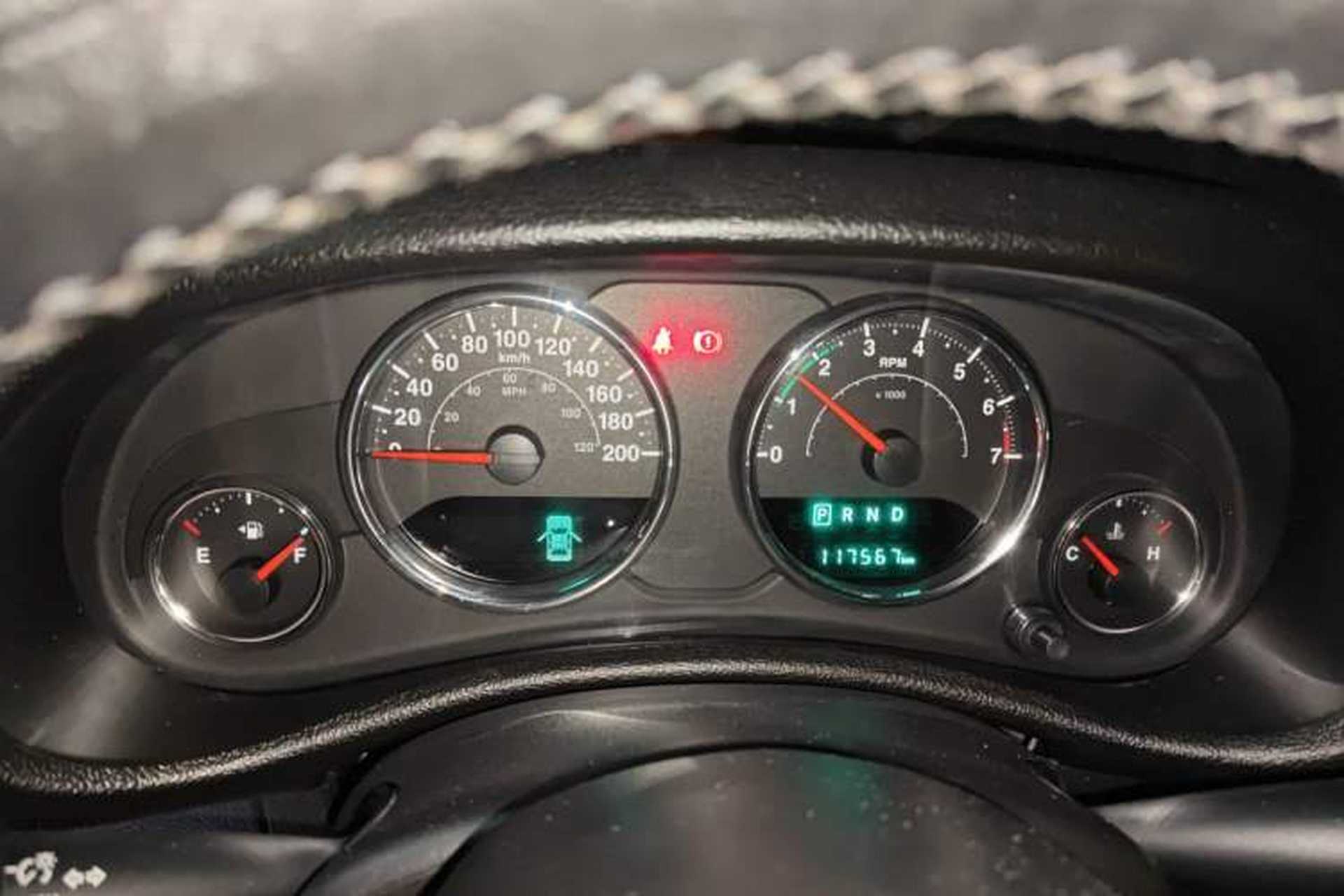 Used Jeep Wrangler 2017 3.0L Sahara Four-Door Comfort Edition Instrument Cluster