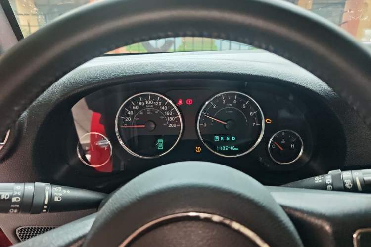Used Jeep Wrangler 2017 3.0L Sahara Four-Door Comfort Edition Instrument Cluster