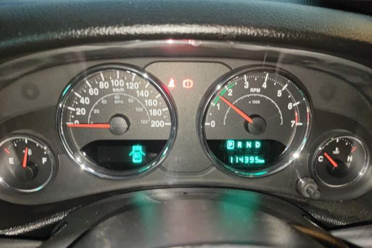 Used Jeep Wrangler 2017 3.0L Sahara Four-Door Comfort Edition Instrument Cluster