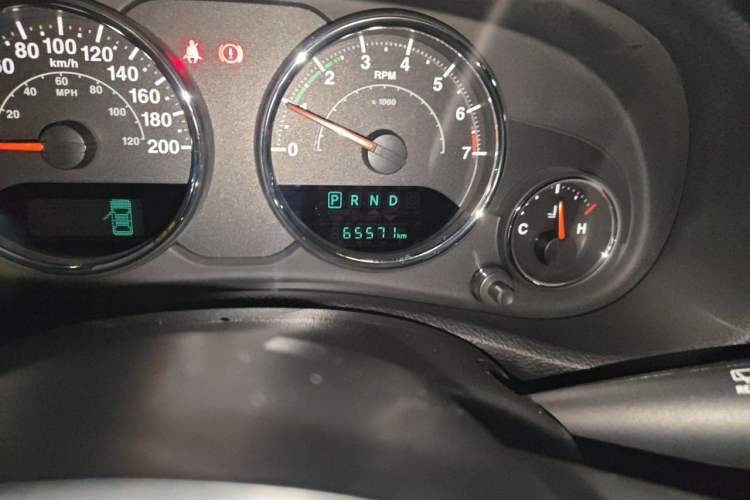 Used Jeep Wrangler 2017 3.0L Sahara Four-Door Comfort Edition Odometer Close Up