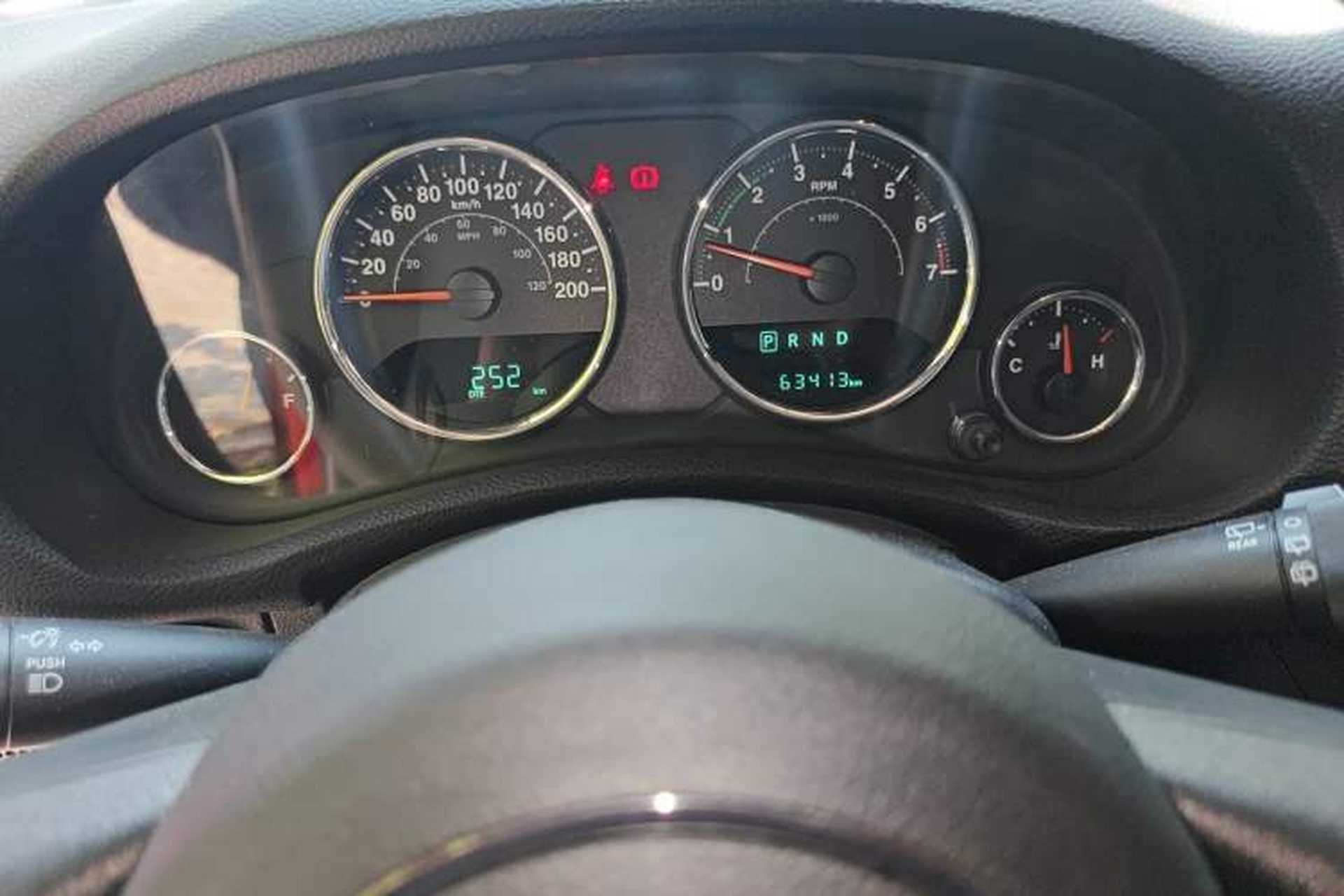 Used Jeep Wrangler 2017 3.6L Rubicon Two-Door Comfort Edition Odometer Close Up