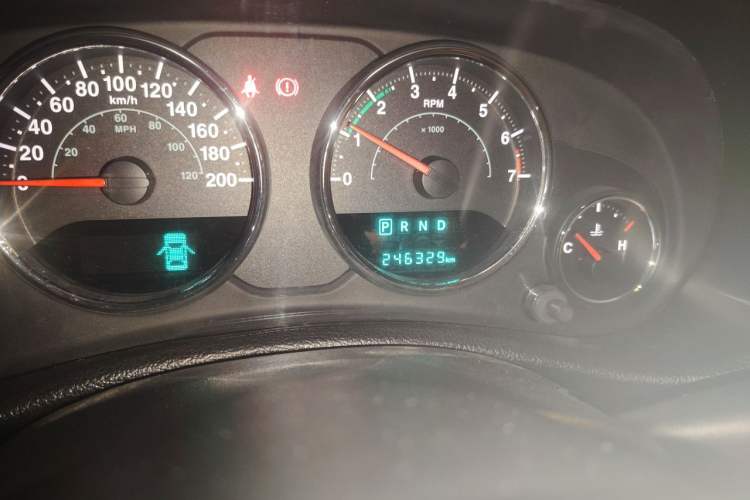 Used Jeep Wrangler 2017 3.0L Sahara Four-Door Comfort Edition Odometer Close Up