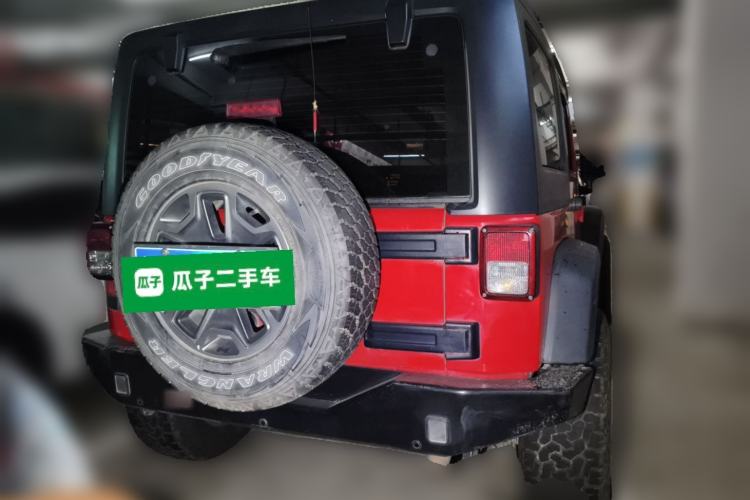 Used Jeep Wrangler 2017 3.6L Rubicon Four-Door Comfort Edition Rear