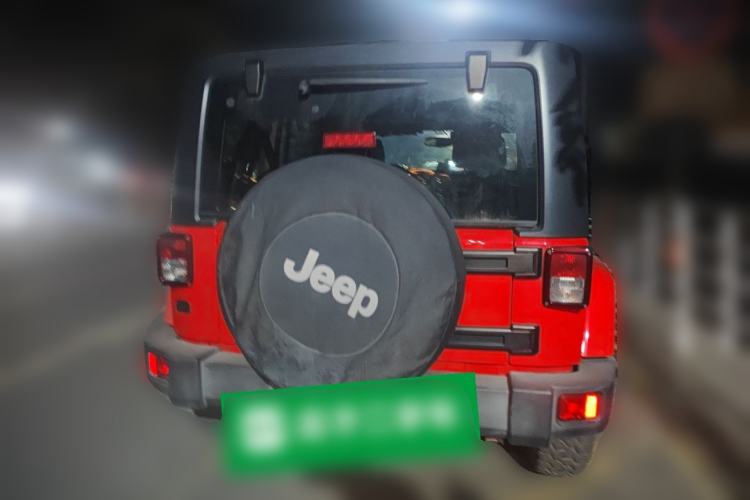 Used Jeep Wrangler 2017 3.0L Sahara Four-Door Comfort Edition Rear
