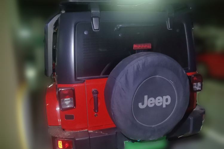 Used Jeep Wrangler 2017 3.0L Sahara Four-Door Comfort Edition Rear