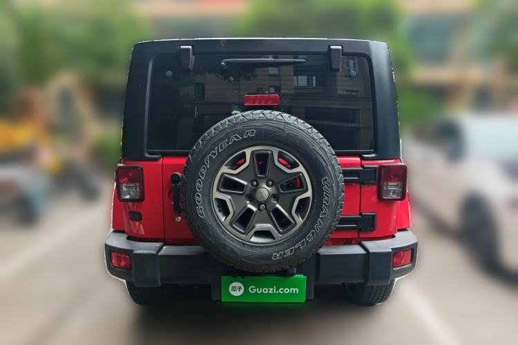 Used Jeep Wrangler 2017 3.0L Sahara Four-Door Comfort Edition Rear