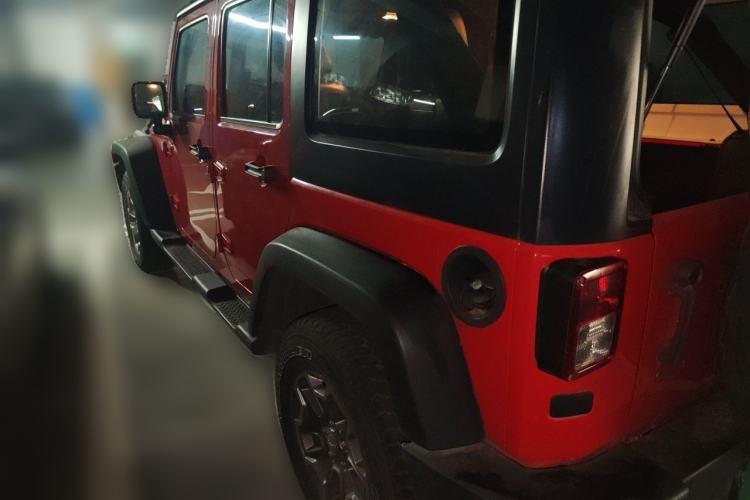 Used Jeep Wrangler 2017 3.6L Rubicon Four-Door Comfort Edition Rear Left 45 Deg