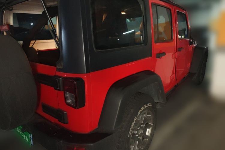 Used Jeep Wrangler 2017 3.6L Rubicon Four-Door Comfort Edition Rear Right 45 Deg