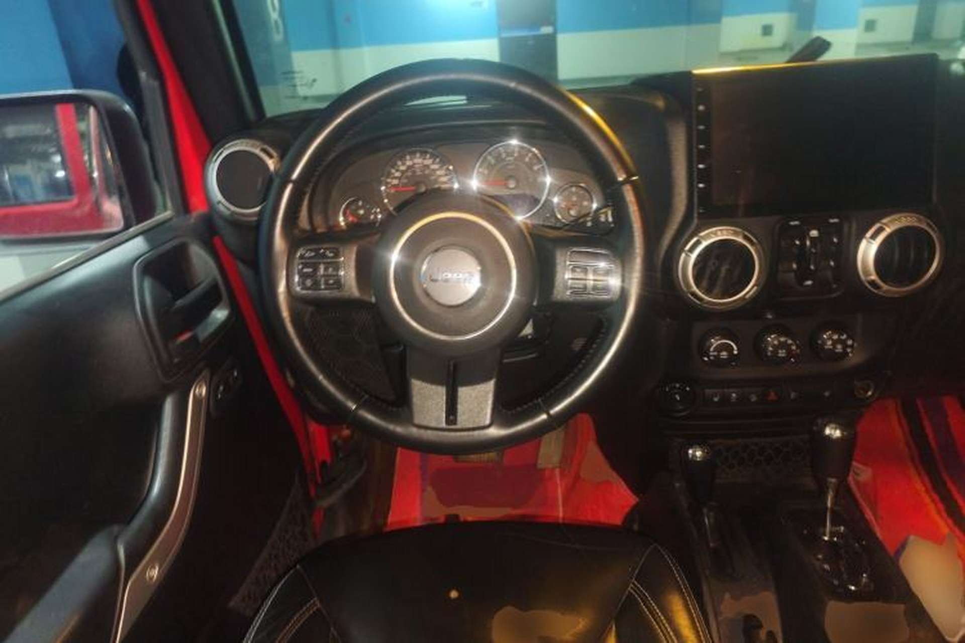 Used Jeep Wrangler 2017 3.0L Sahara Four-Door Comfort Edition Steering Wheel