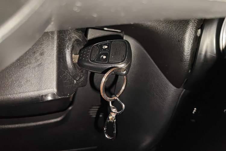 Used Jeep Wrangler 2017 3.0L Sahara Four-Door Comfort Edition Vehicle Key