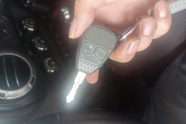 Used Jeep Wrangler 2017 3.0L Sahara Four-Door Comfort Edition Vehicle Key