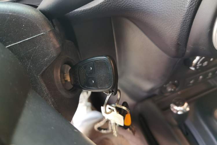 Used Jeep Wrangler 2017 3.0L Sahara Four-Door Comfort Edition Vehicle Key