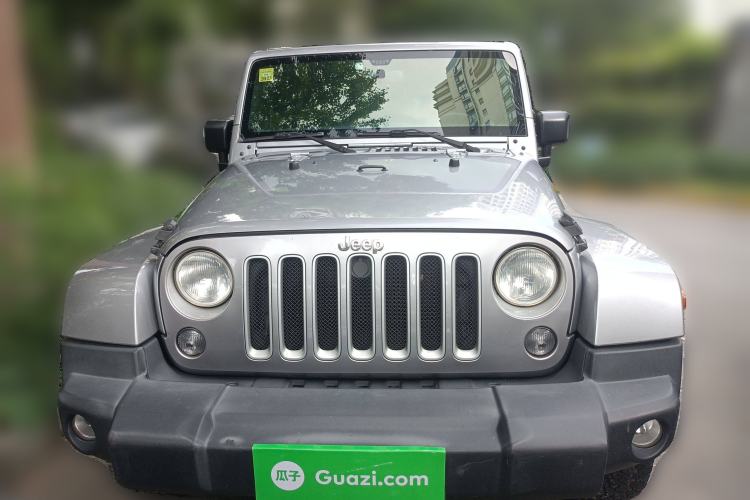 Used Jeep Wrangler 2017 3.0L Sahara Four-Door Comfort Edition Front
