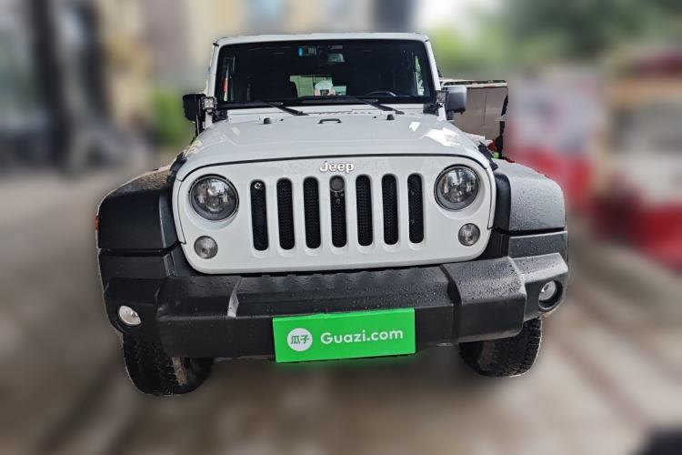 Used Jeep Wrangler 2017 3.6L Rubicon Four-Door Comfort Edition Front
