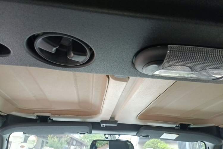 Used Jeep Wrangler 2017 3.0L Sahara Four-Door Comfort Edition Headliner