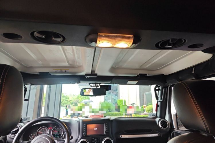 Used Jeep Wrangler 2017 3.6L Rubicon Four-Door Comfort Edition Headliner
