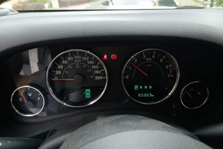 Used Jeep Wrangler 2017 3.0L Sahara Four-Door Comfort Edition Instrument Cluster