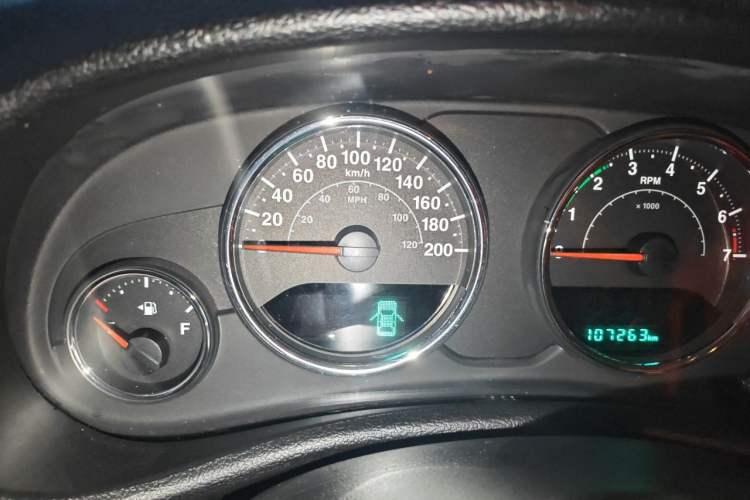 Used Jeep Wrangler 2017 3.0L Sahara Four-Door Comfort Edition Instrument Cluster