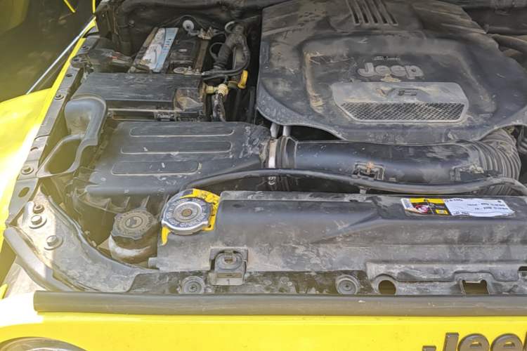 Used Jeep Wrangler  Engine Bay Right
