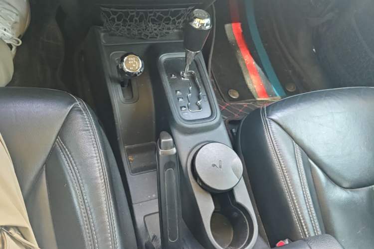 Used Jeep Wrangler  Gear Lever