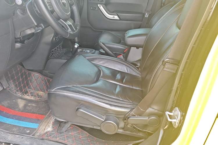 Used Jeep Wrangler  Left Front Seat