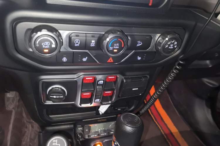 Used Jeep Wrangler  Audio And AC Panel