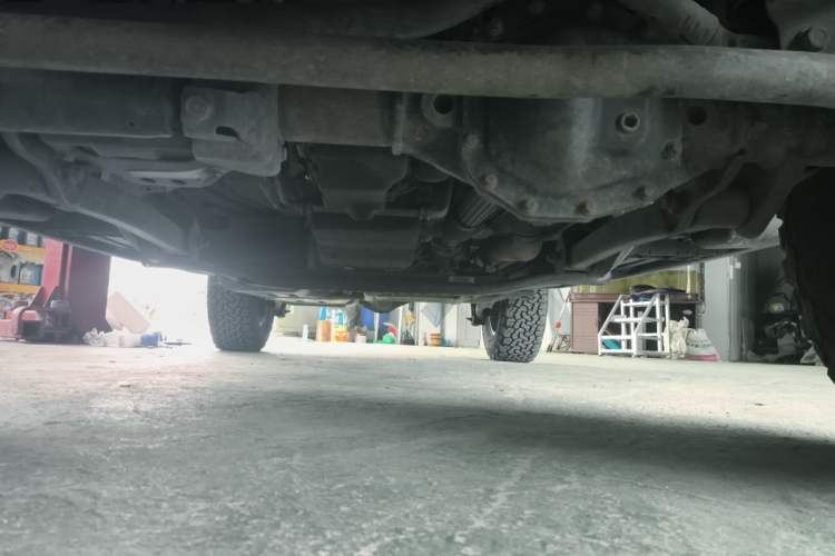 Used Jeep Wrangler 2018 2.0T Sahara Four-Door Edition Chassis Front