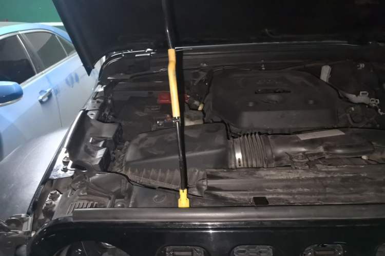 Used Jeep Wrangler  Engine Bay Right